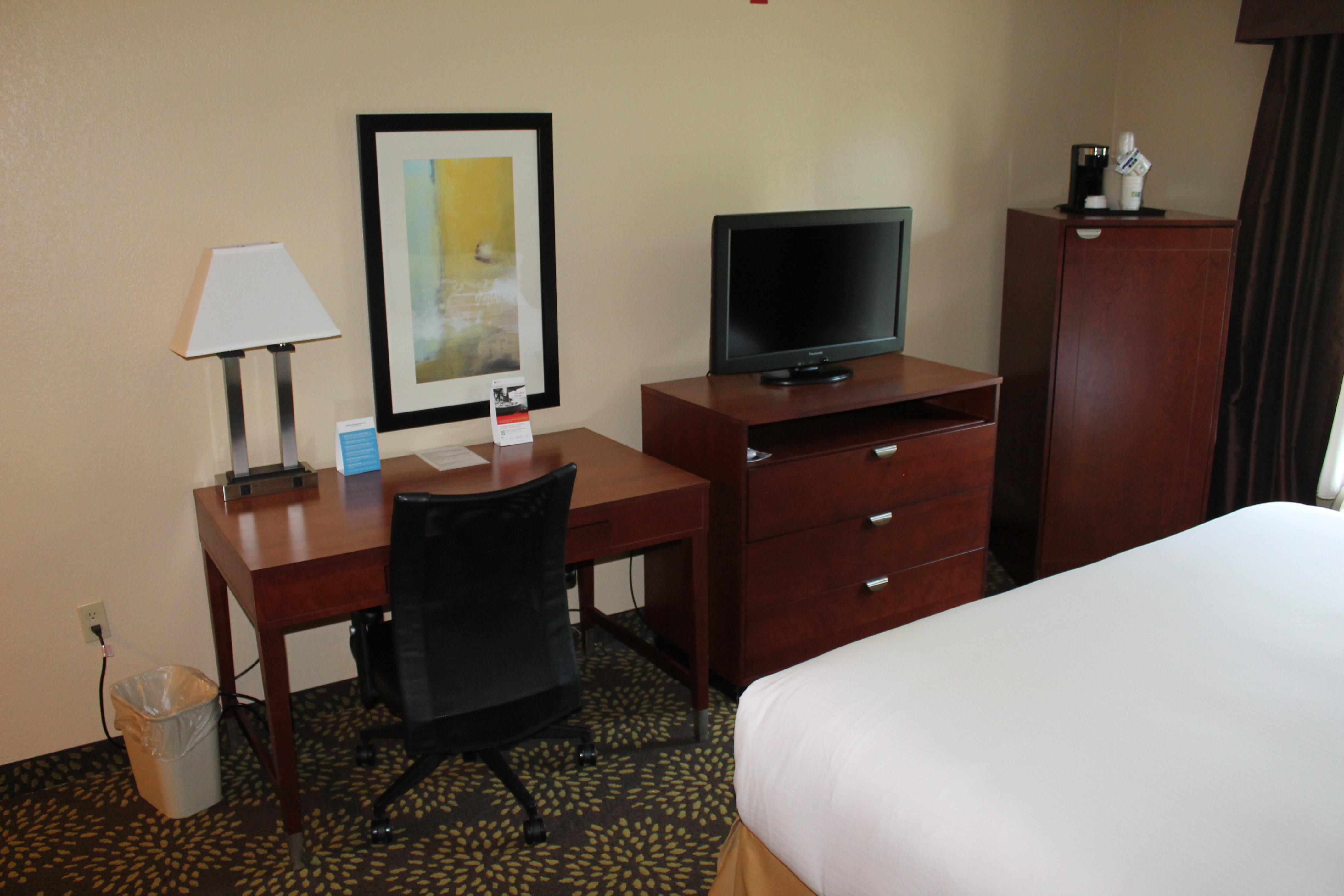 Holiday Inn Express Hotel & Suites Starkville, An Ihg Hotel Kültér fotó