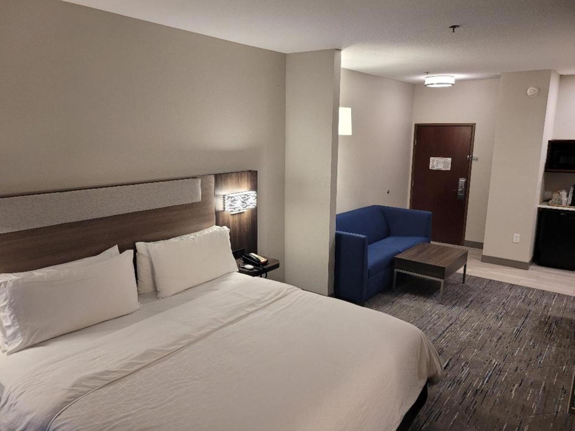Holiday Inn Express Hotel & Suites Starkville, An Ihg Hotel Kültér fotó