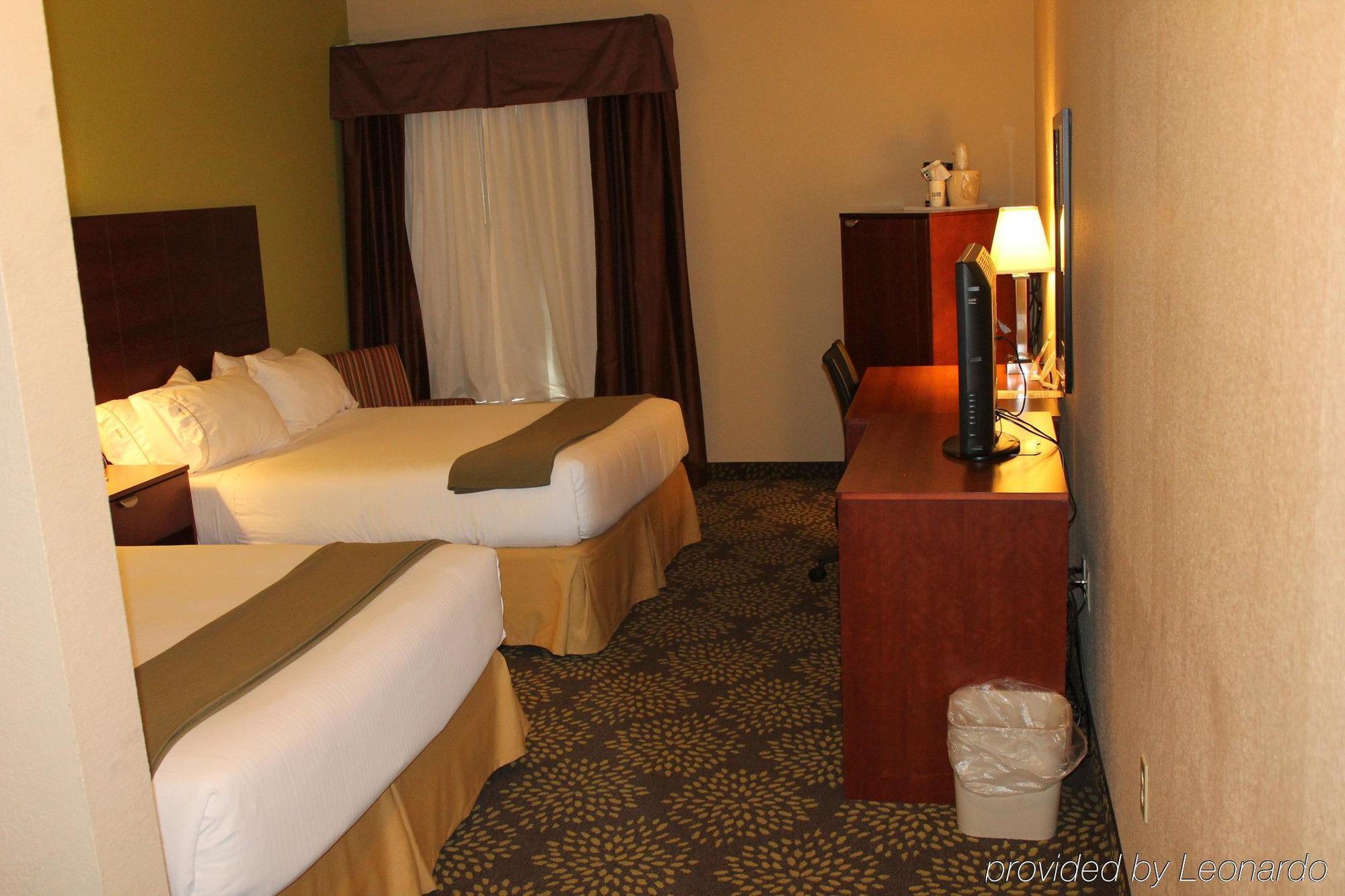 Holiday Inn Express Hotel & Suites Starkville, An Ihg Hotel Kültér fotó